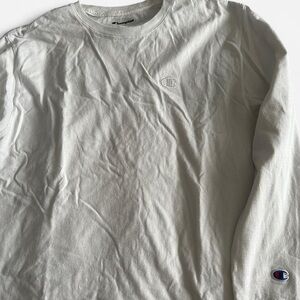 🚨CLEARANCE🚨Champion Men's White Long Sleeve Shirt